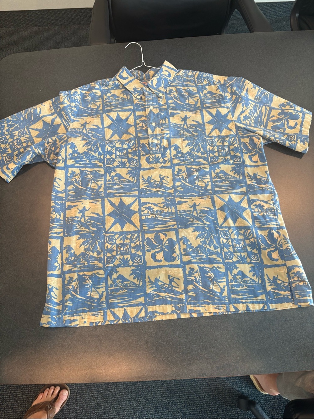 Reyn Spooner Commemorative Classic  Blue and Beige Hawaiian Print Button-Up Polo
